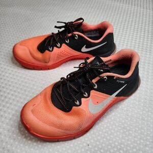 Nike Metcon 2 Sneakers Shoes Women's Size 7 Orange Black Flywire Athletic Sticky